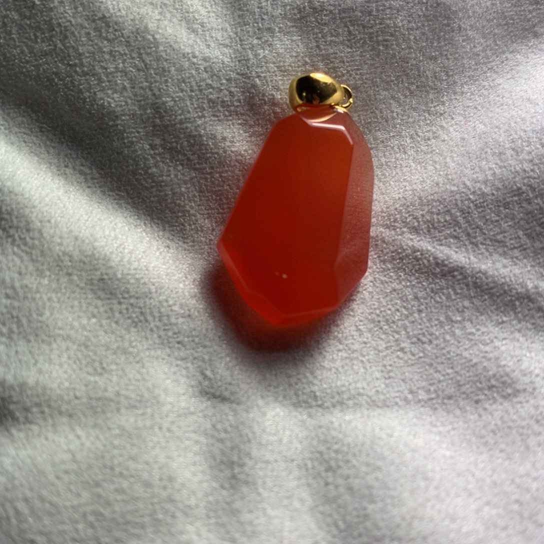 南红玛瑙方糖吊坠18K金镶嵌