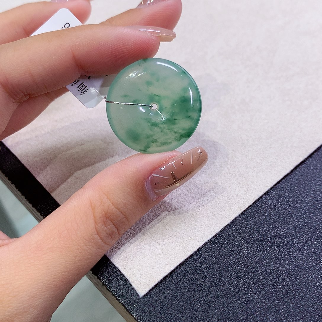 翡翠未镶嵌吊坠(不含链)25.5-5.5