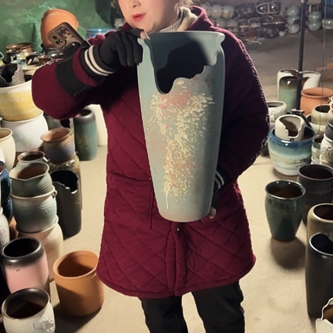 20口45高瑕疵盆子。