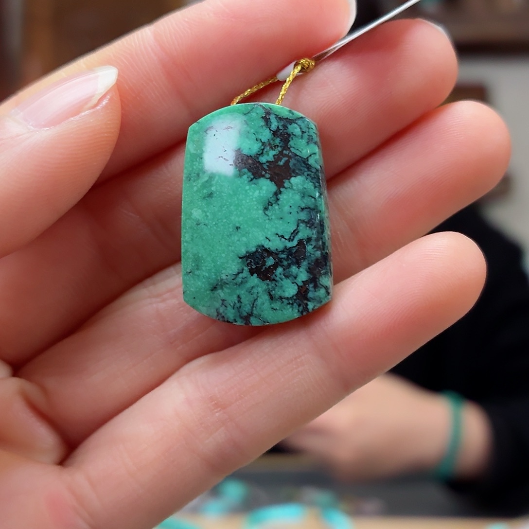 未镶嵌绿松石珠宝奇石