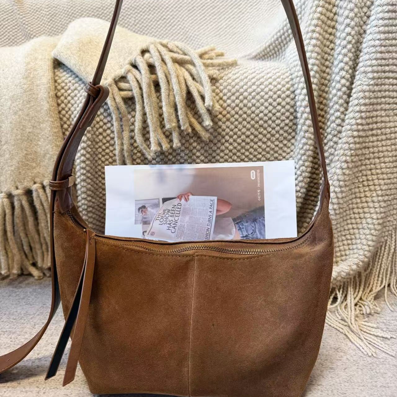 磨砂文艺风复古风通勤风休闲斜挎包手拎包单肩大号