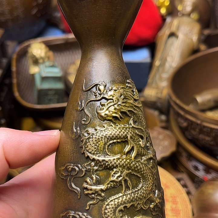 精美铜器批发档口