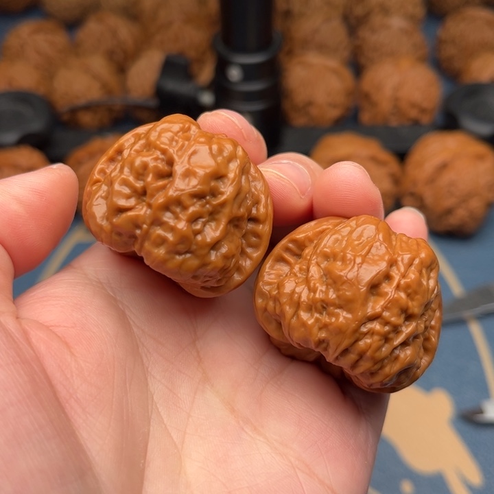 文玩核桃吊坠蛤蟆