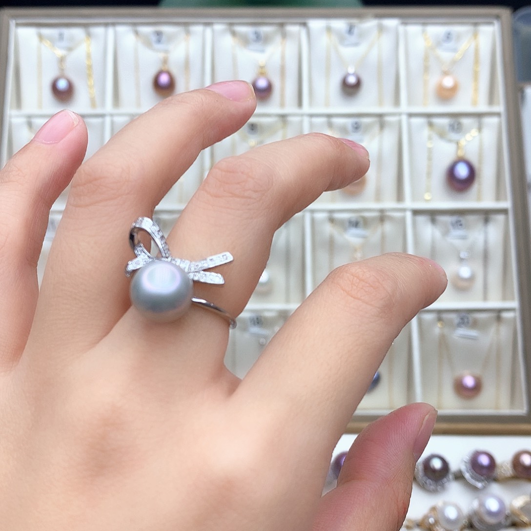 淡水珍珠颈饰合金