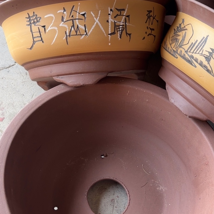 花盆紫砂110-5。         33.5-14