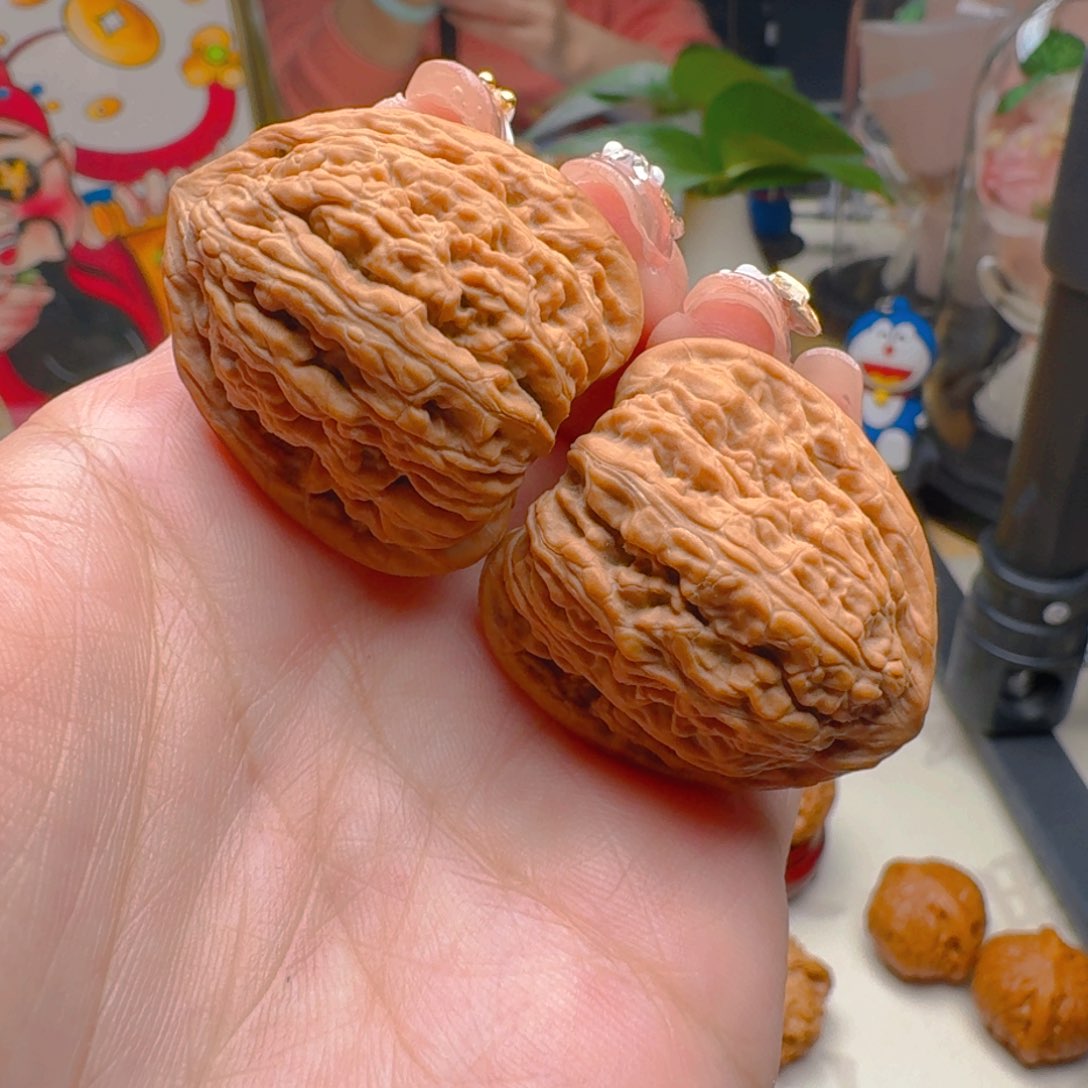 核桃把件31.5尺寸密纹