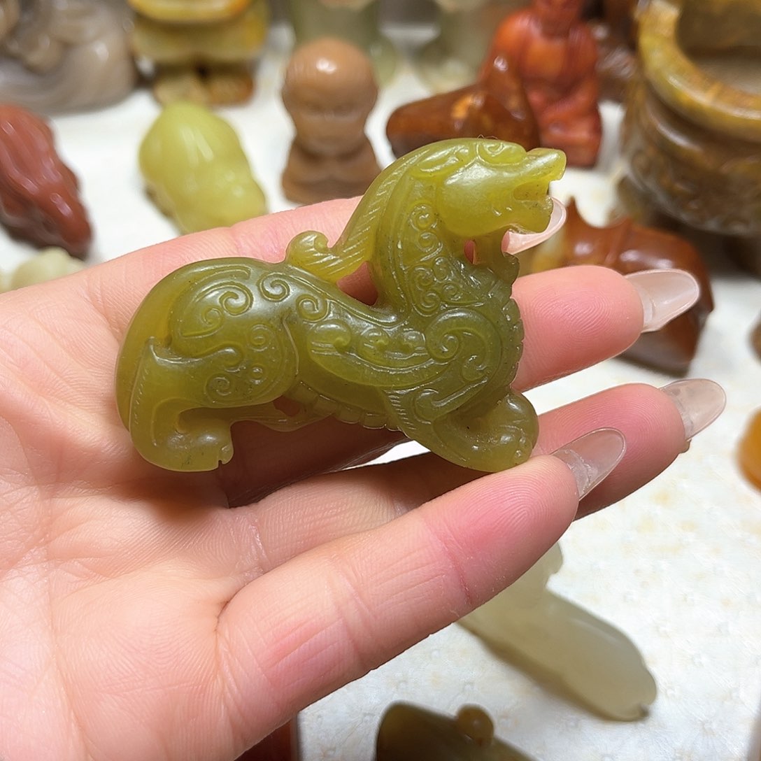 白玉菩提吊坠白玉菩提吊坠