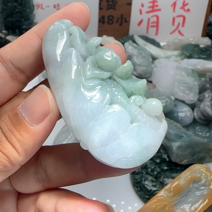 翡翠未镶嵌颈饰保真天然A货翡翠