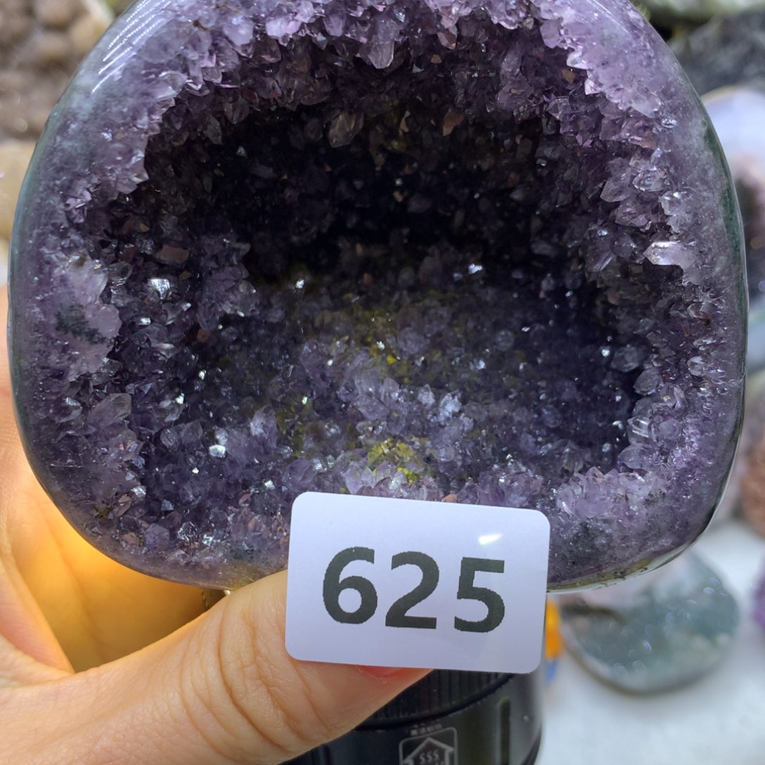 紫晶大型摆件（非配饰）未镶嵌