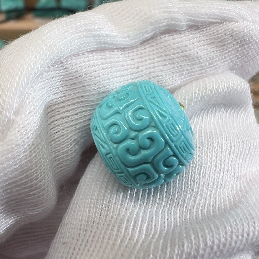 绿松石配饰未镶嵌