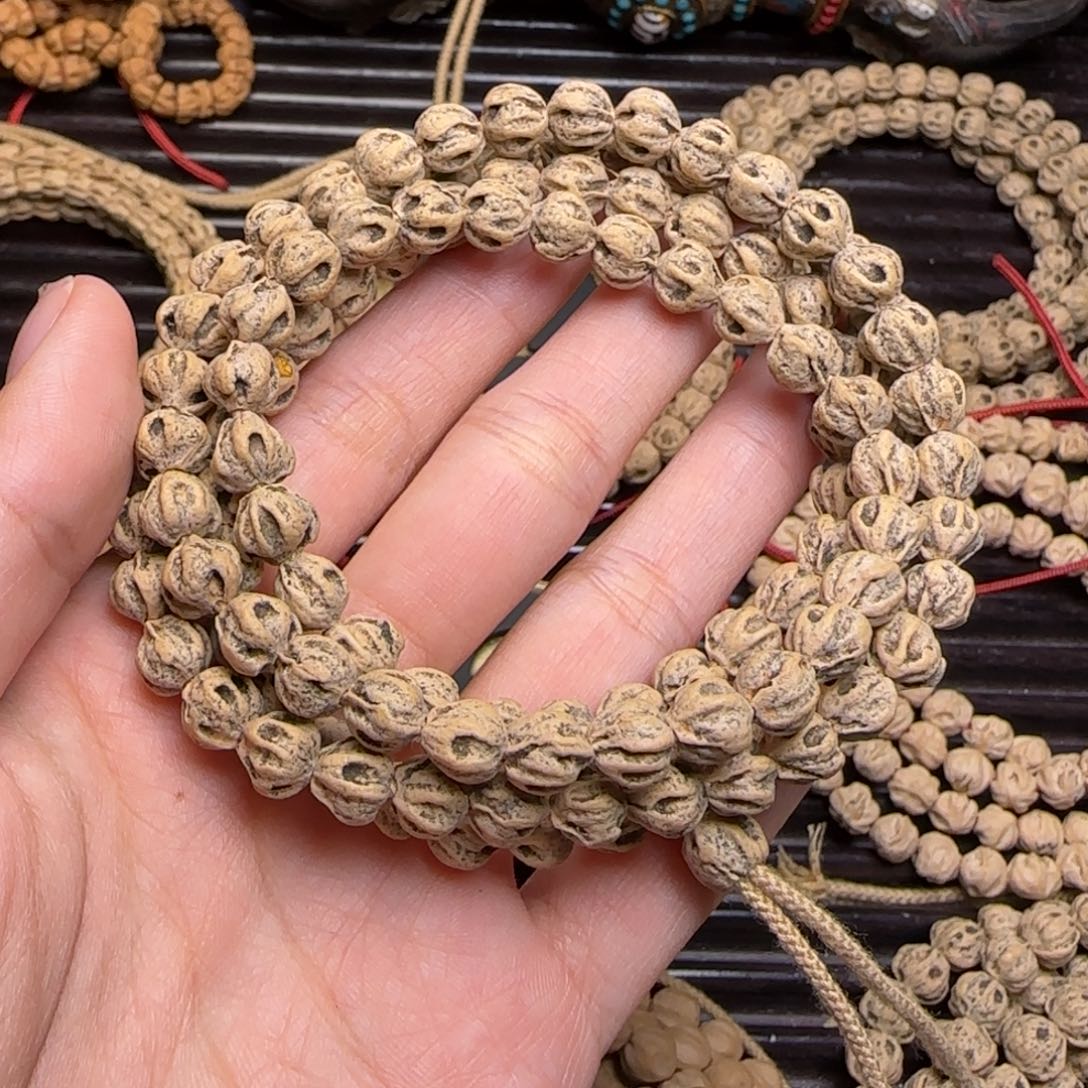 柏香籽/百香籽吊坠燚*