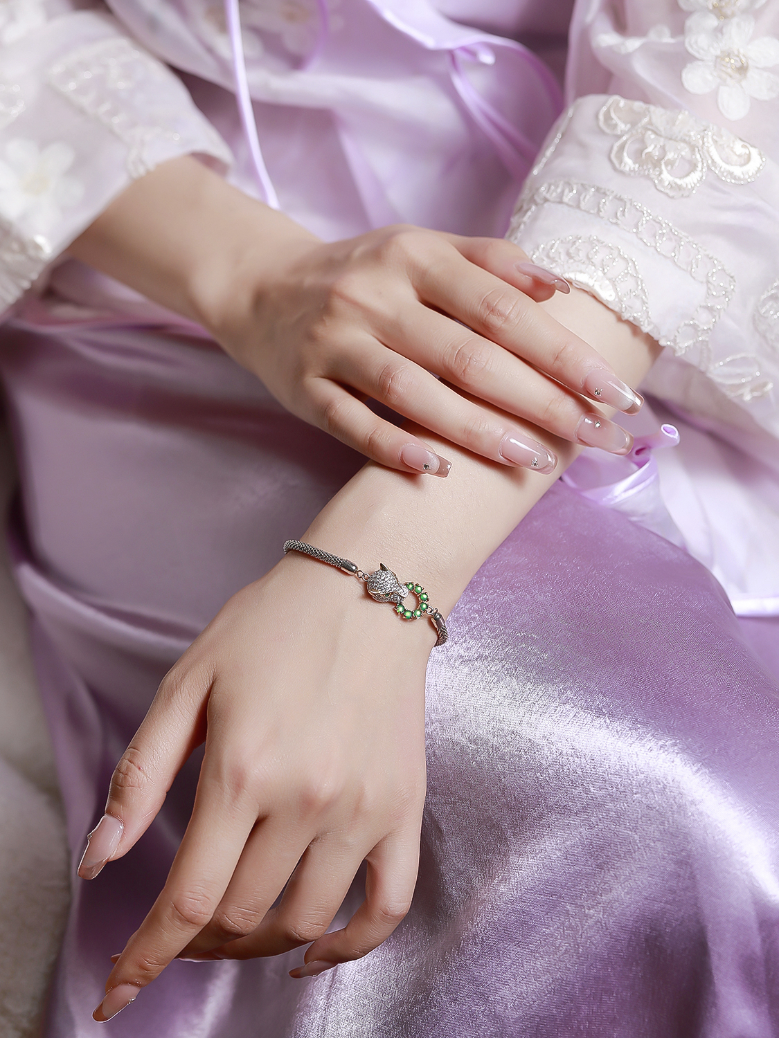 天然翡翠A货金钱豹设计款手链