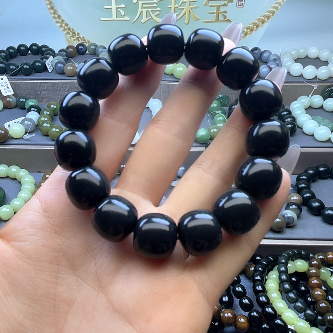手链未镶嵌和田玉