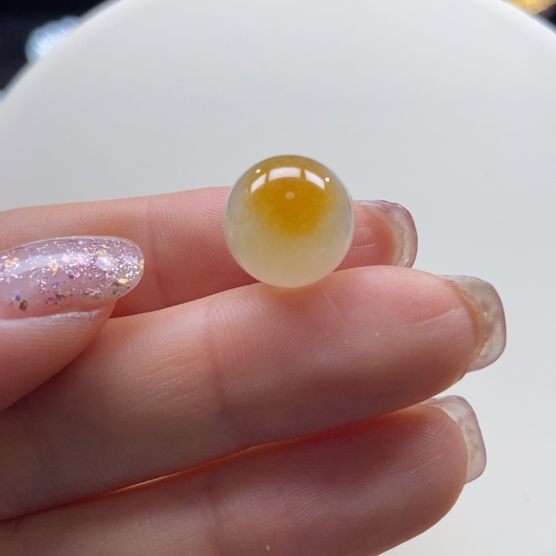 翡翠颈饰未镶嵌冰飘黄翡圆珠12.8mm
