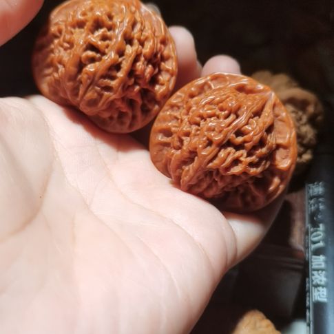 猴头核桃吊坠41闷尖