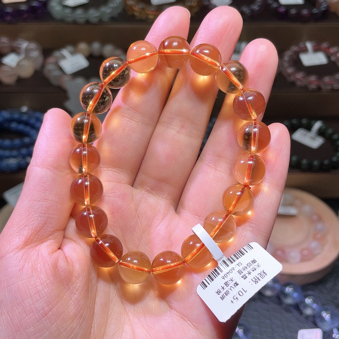 水晶手链未镶嵌黄水晶手链，晶体通透