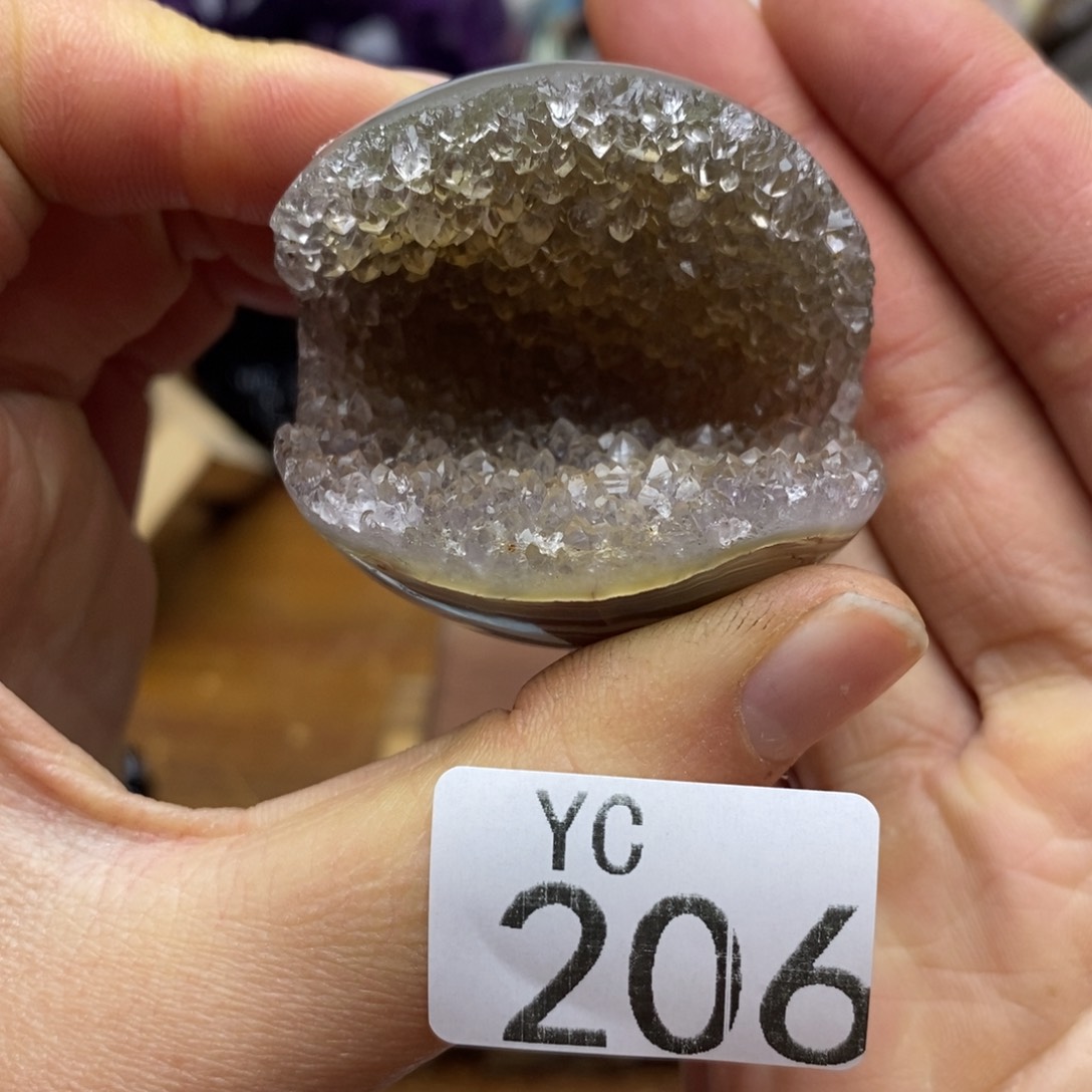 水晶大型摆件（非配饰）未镶嵌