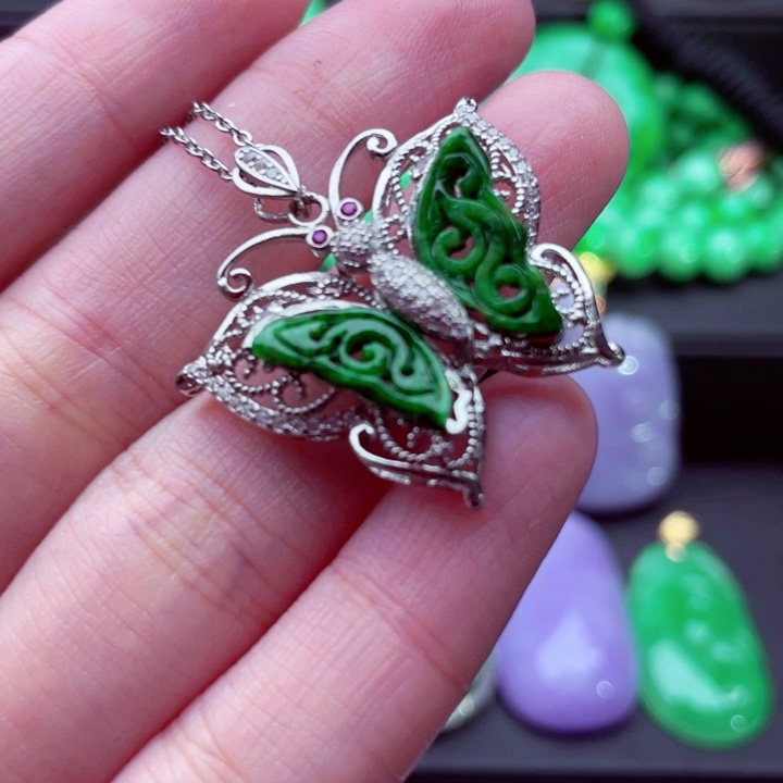 翡翠未镶嵌毛衣链