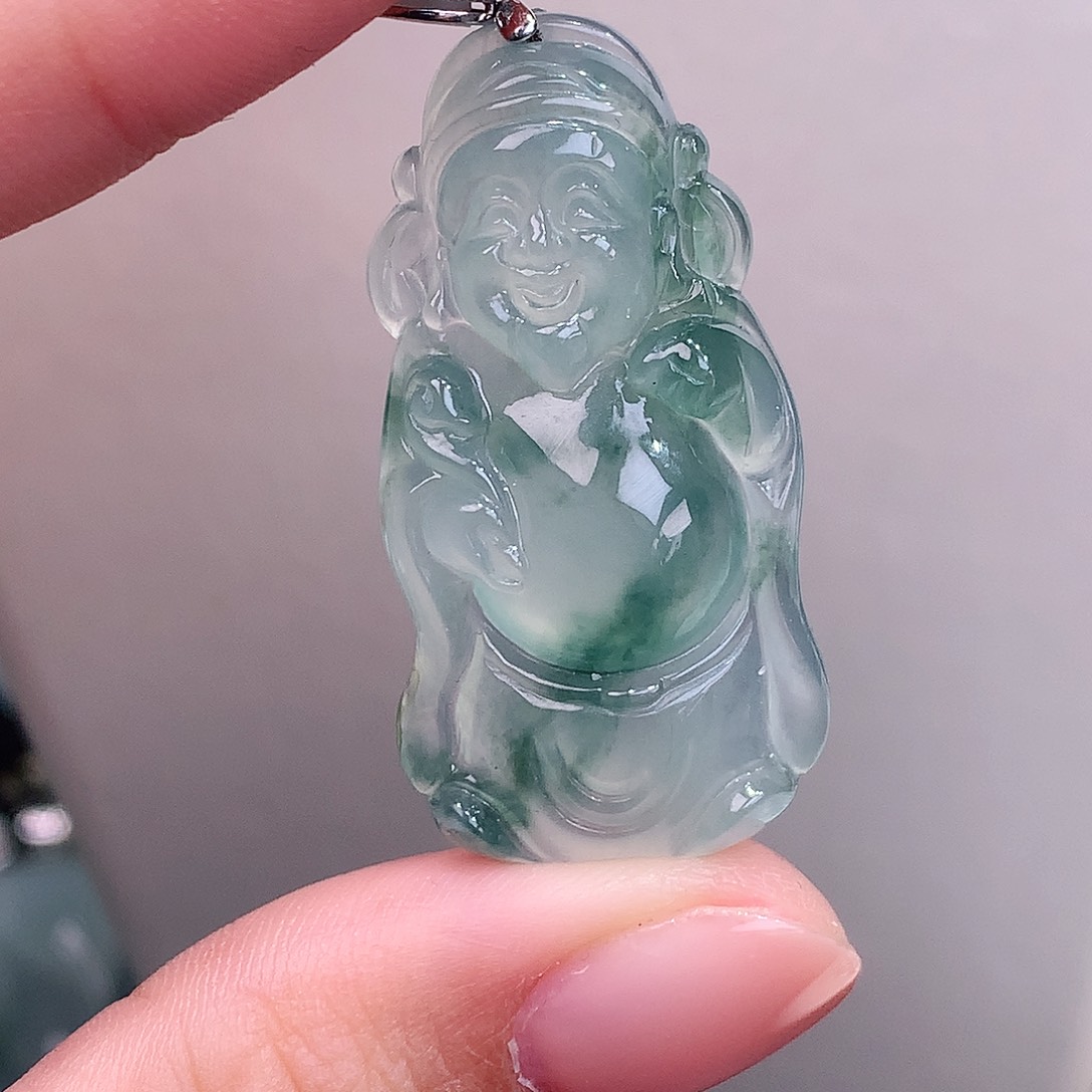颈饰18K金镶嵌翡翠冰胶飘花财爷