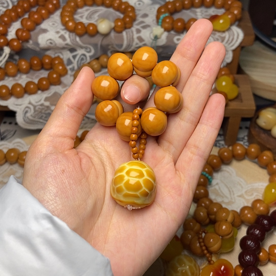 吊坠猴头核桃屁桃卡15