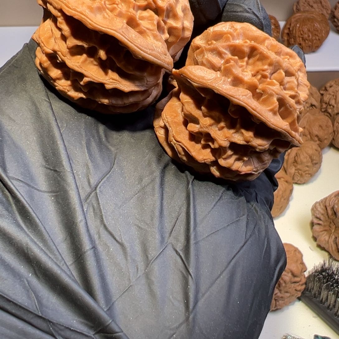 文玩核桃把件情*迷苹果园38情人哥