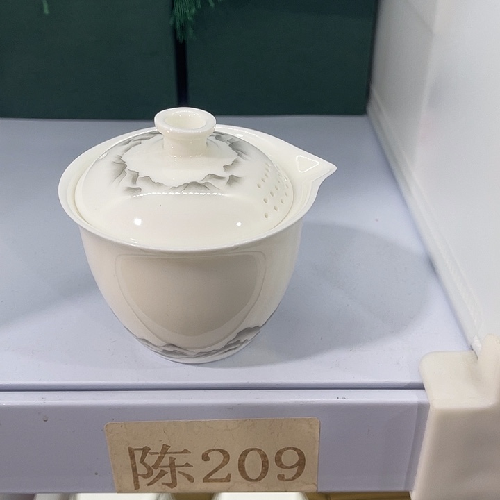 福利待遇多多哦哦哦