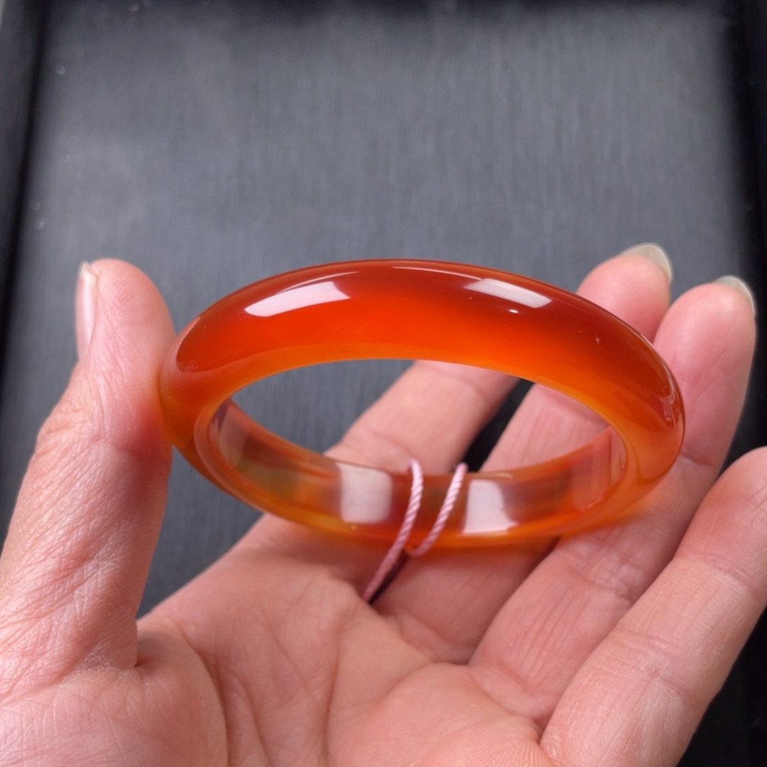 玛瑙/玉髓手镯未镶嵌52圈口