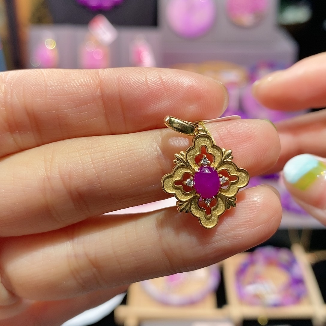 苏纪石（舒俱来）18K金镶嵌吊坠(不含链)