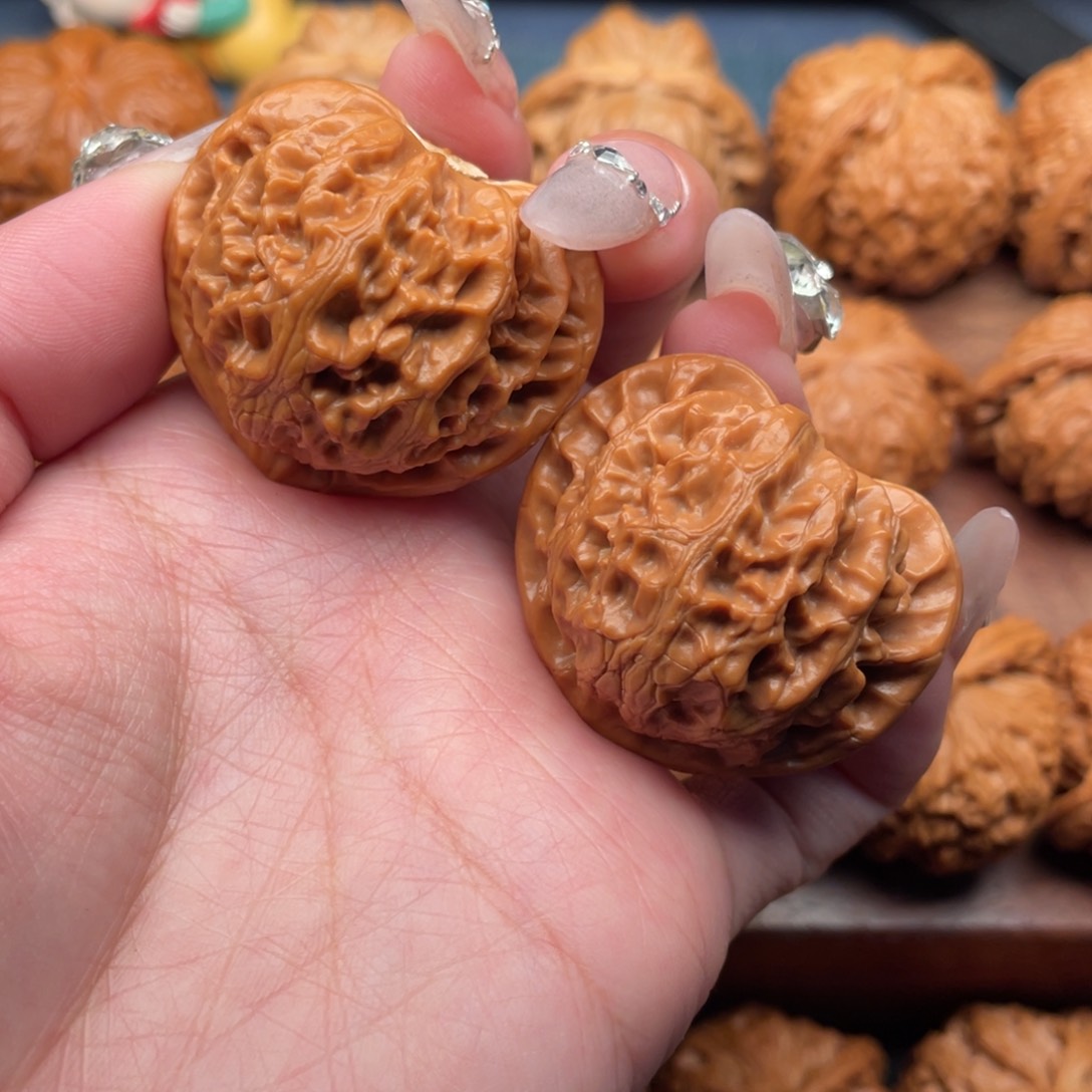 文玩核桃把件桃心宫灯39➕