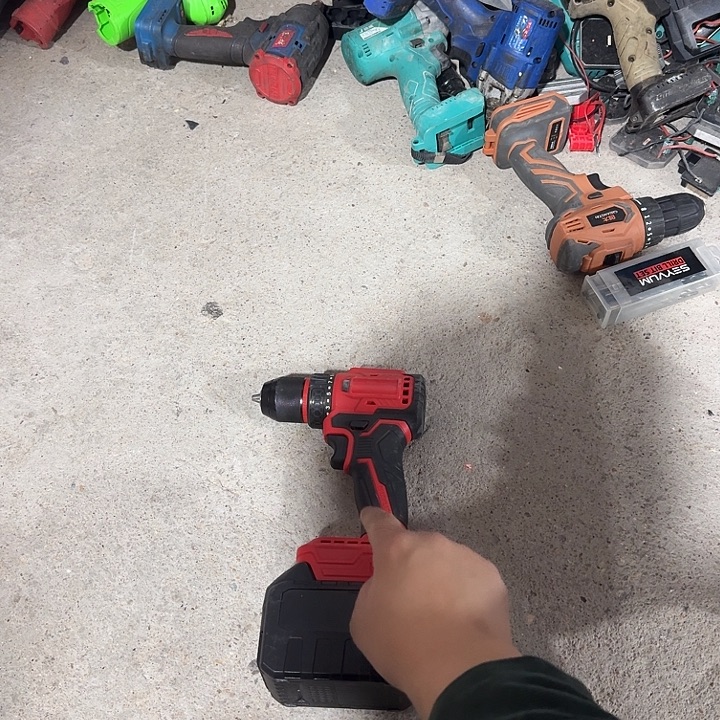 手电钻普通二手➕电池配件机坏的