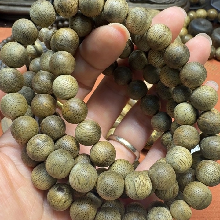 大叶紫檀（黑酸枝木类）