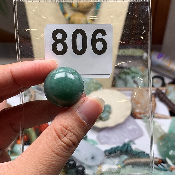 翡翠颈饰未镶嵌重***悦翡翠