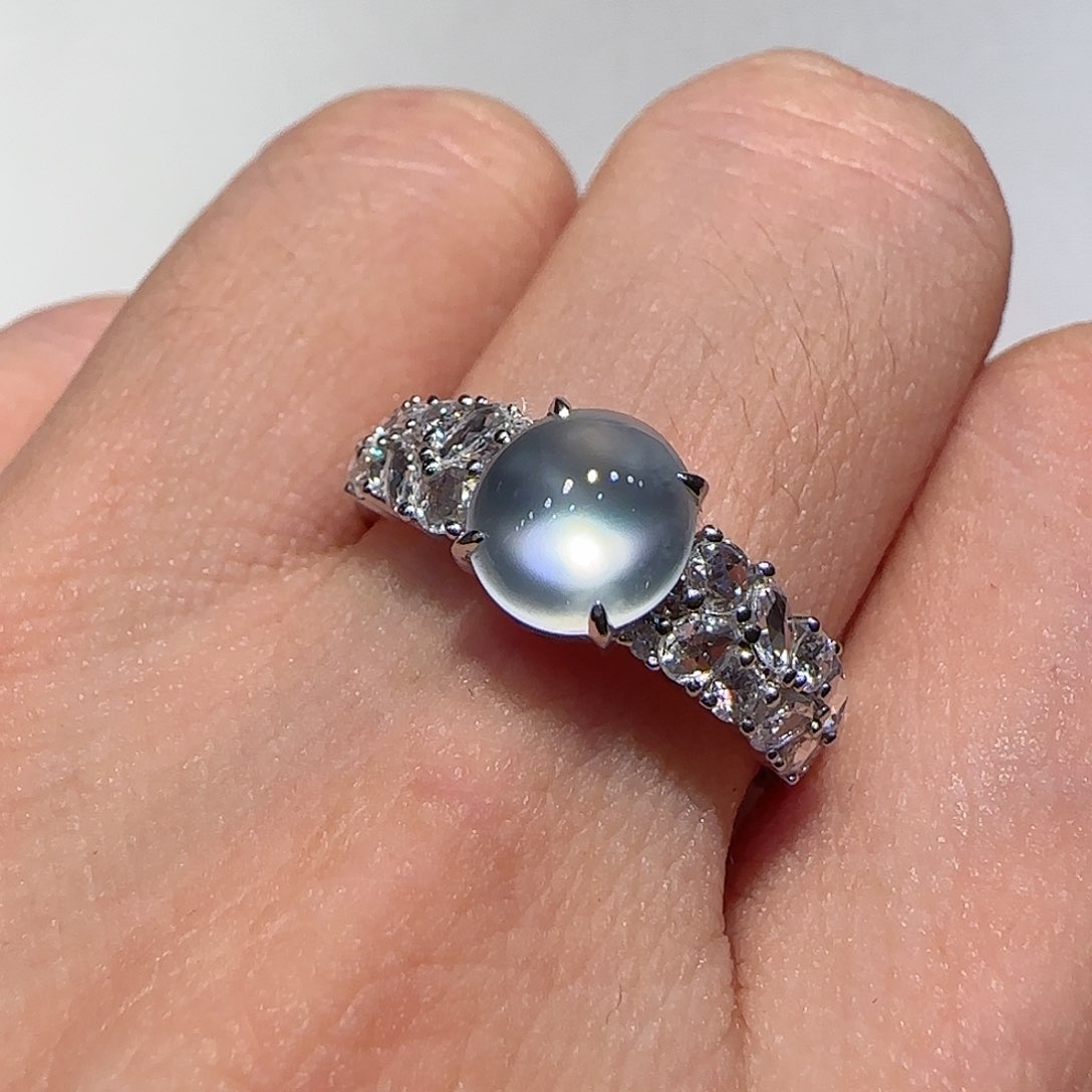 翡翠戒指18K金镶嵌设计款