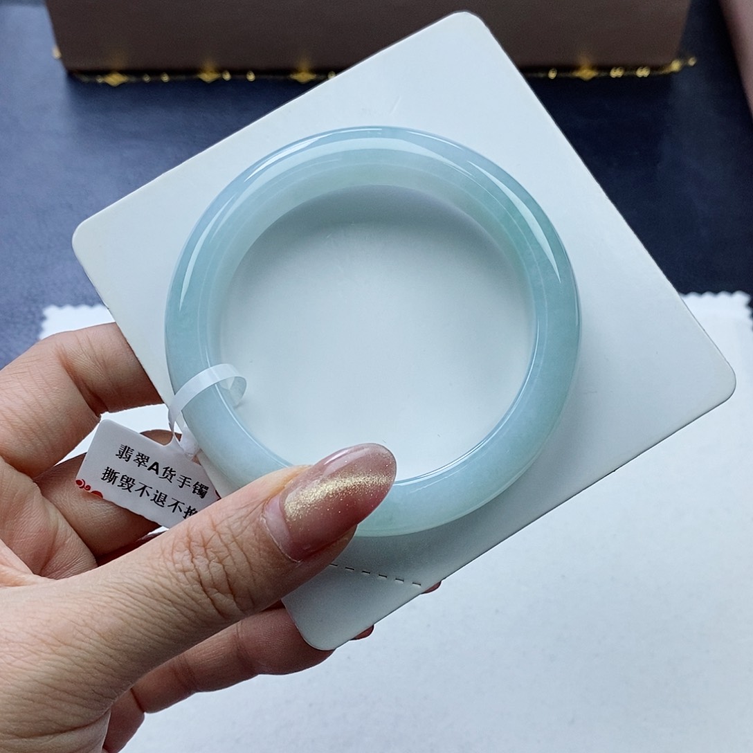 未镶嵌手镯翡翠58圈口