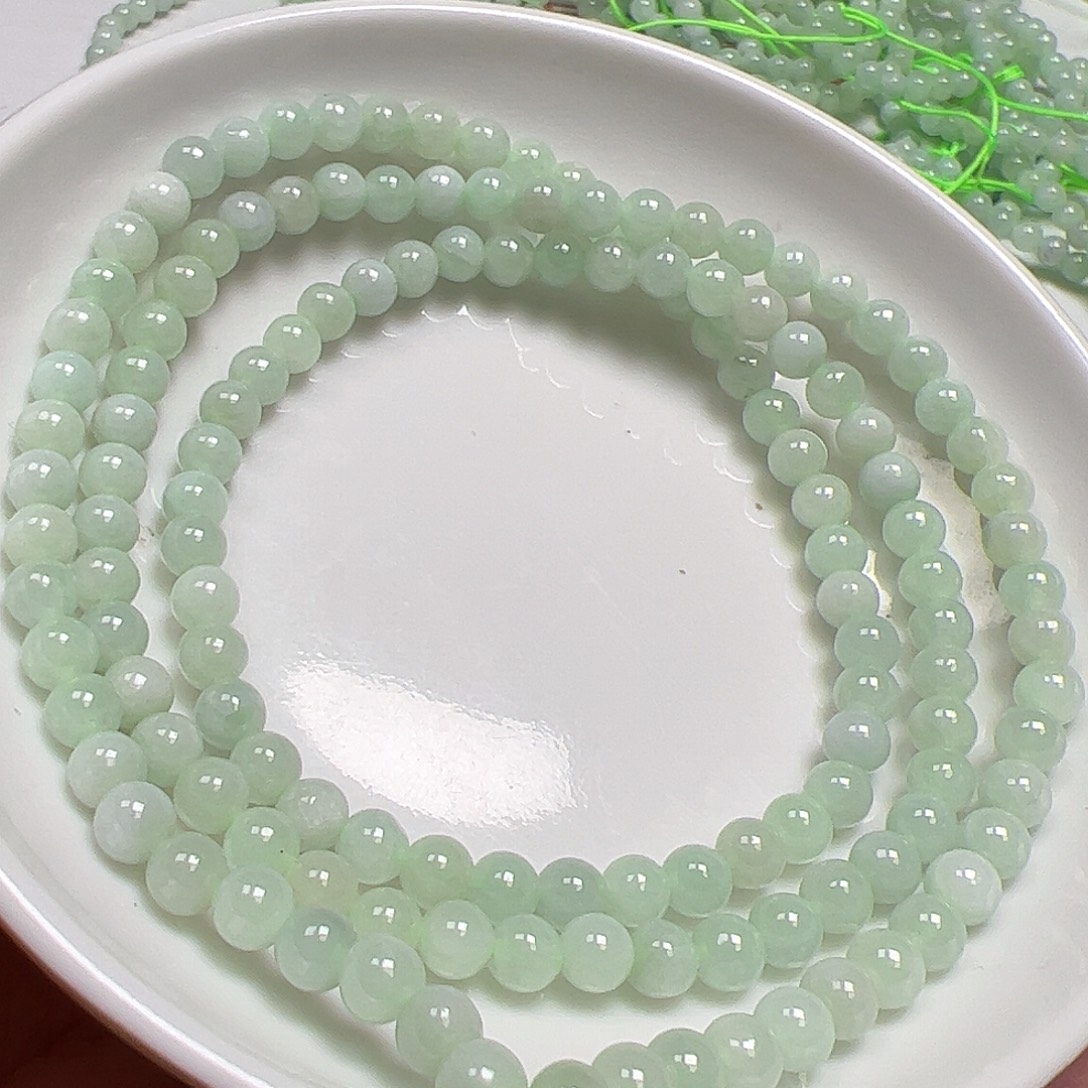 湾***心翡翠散珠货主老年卡4++