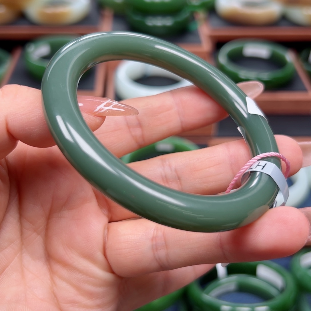 未镶嵌手镯和田玉（碧玉）5960圈口