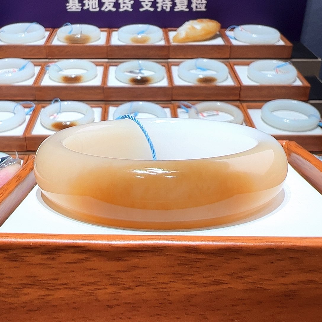 和田玉手镯 55 56未镶嵌