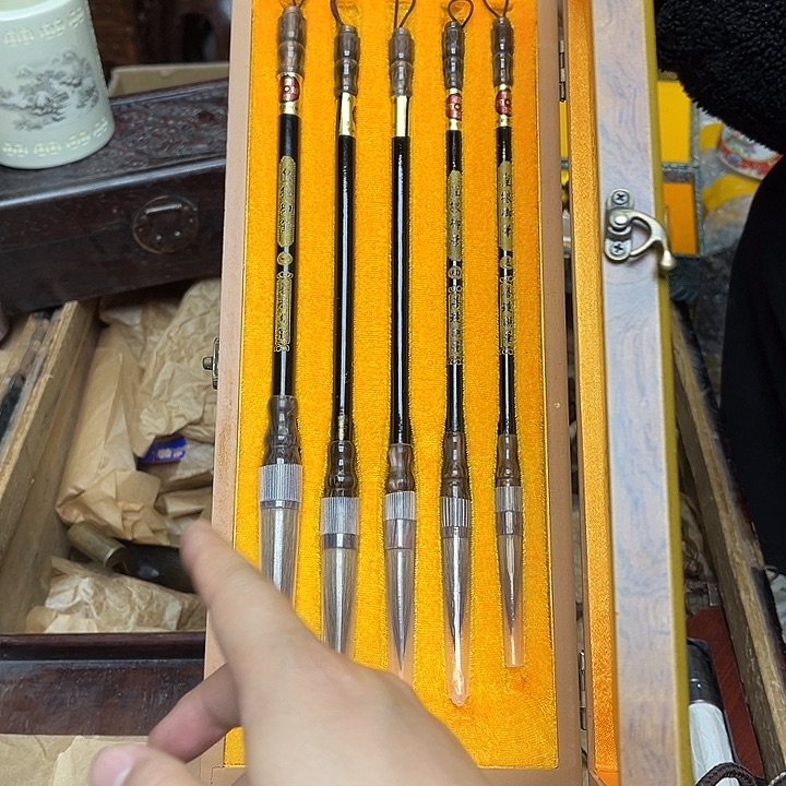 大叶紫檀（黑酸枝木类）