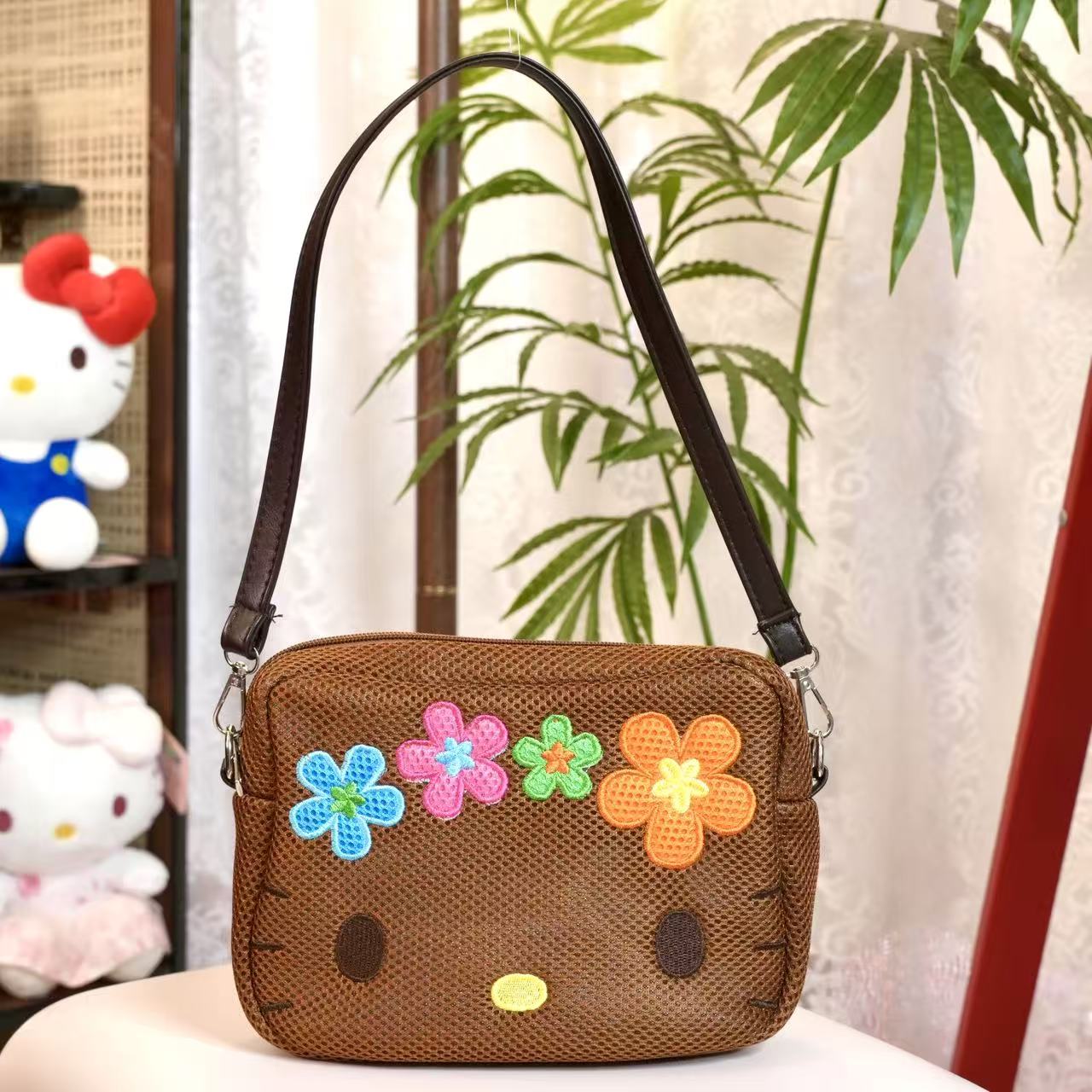 kitty咖色日系网面单肩腋下包