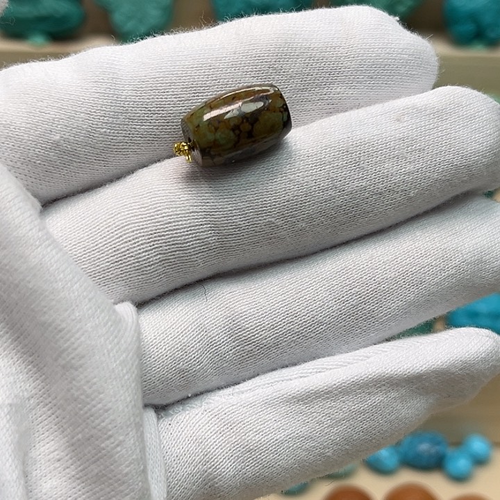 绿松石珠宝未镶嵌