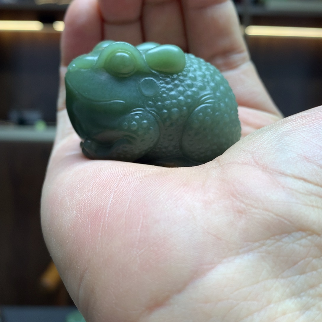 岫岩河磨玉（透闪石质玉）颈饰未镶嵌