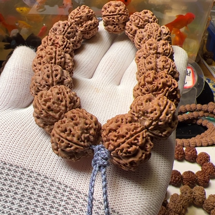 金刚菩提手串24平头大梅花