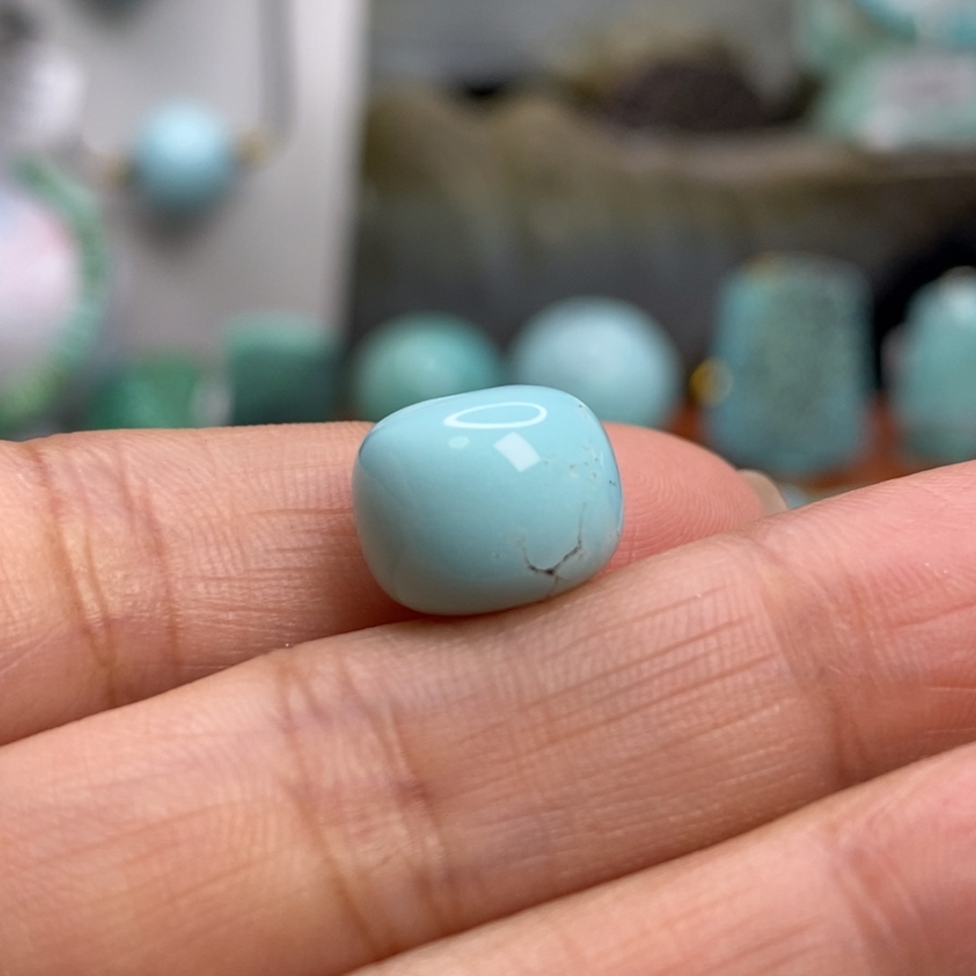 绿松石未镶嵌珠宝奇石11.9×9.6