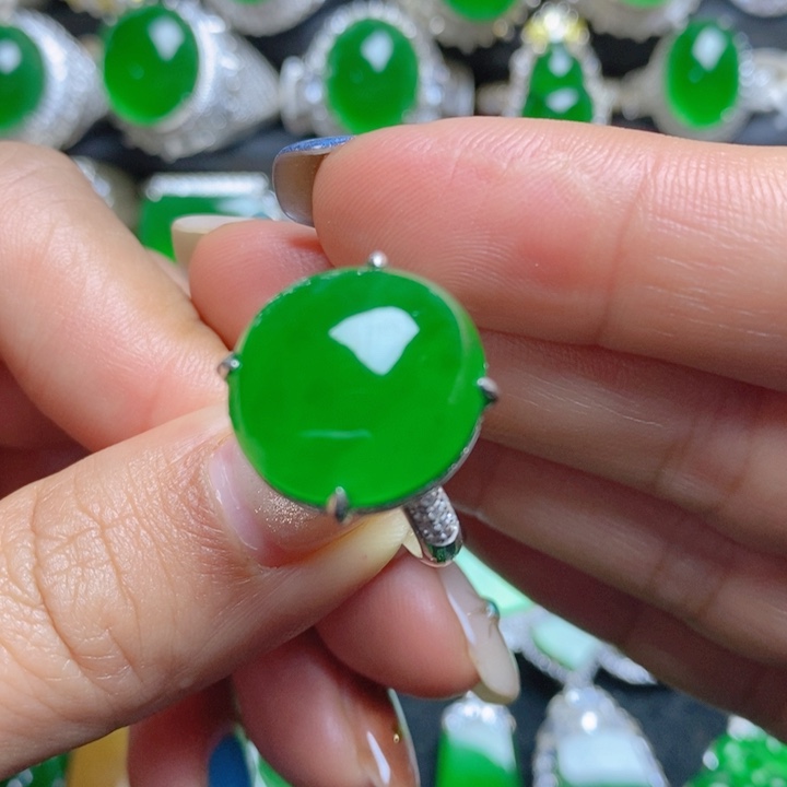 翡翠银S925镶嵌挂件蛋面女戒