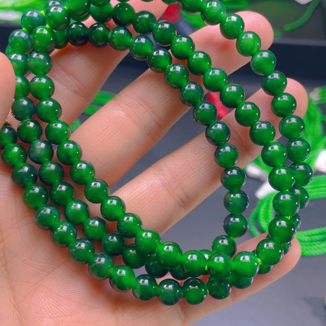 翡翠颈饰未镶嵌，1