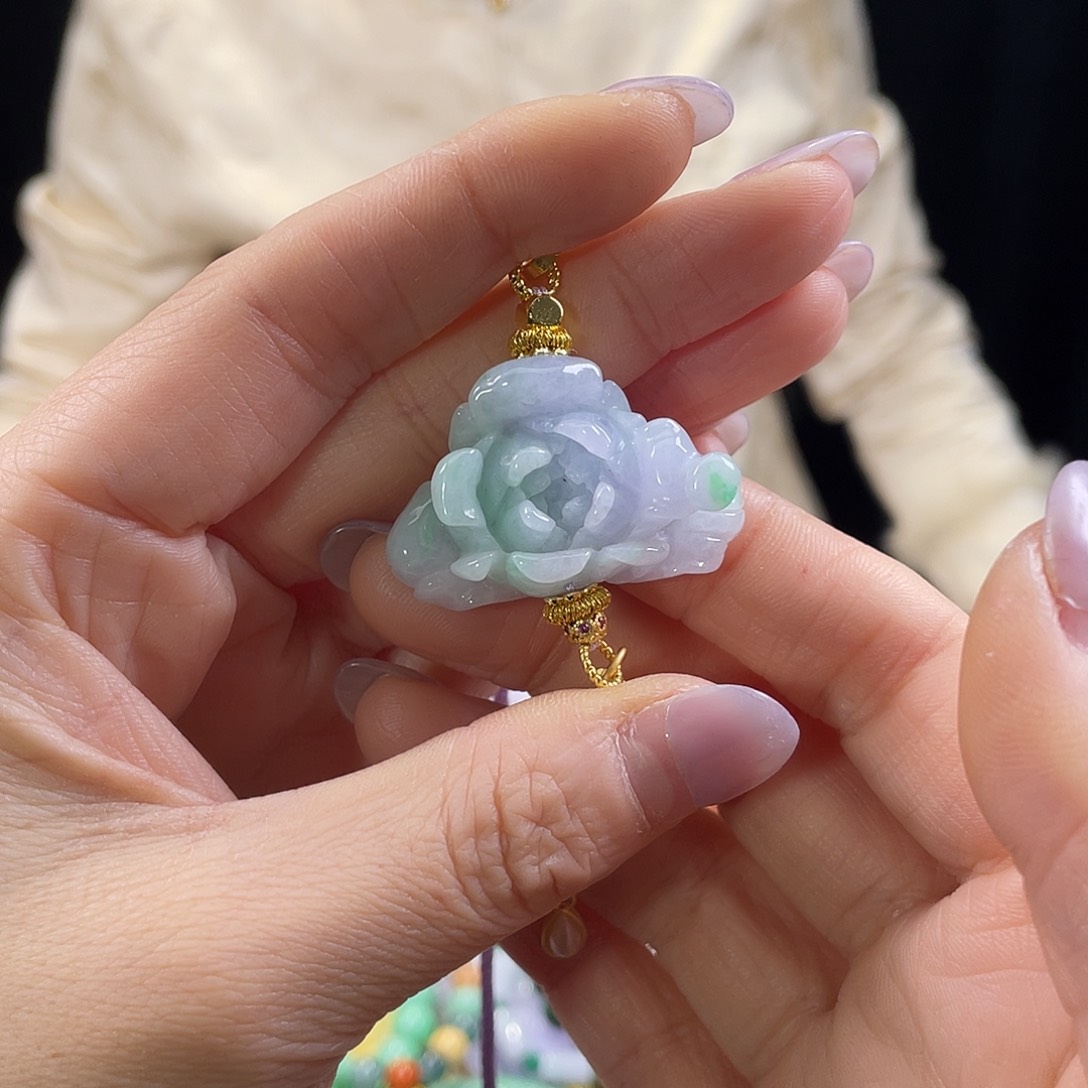 翡翠颈饰未镶嵌代编织