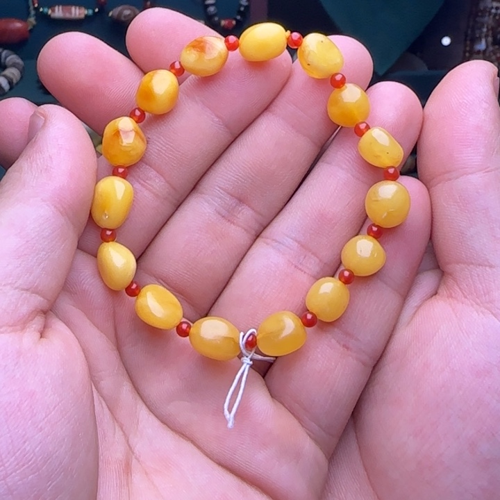 裸石蜜蜡未镶嵌xin shi cuo