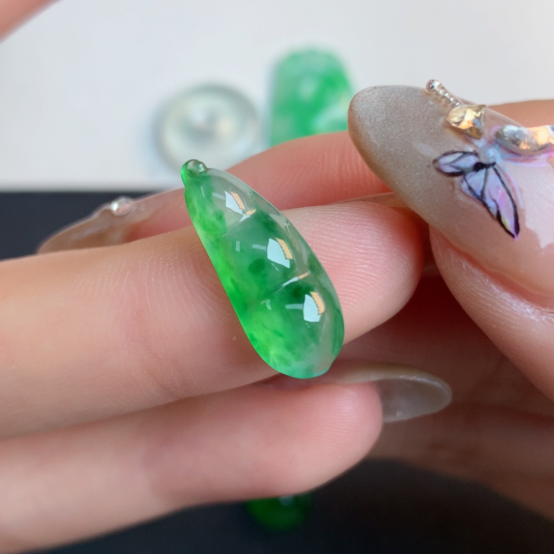 翡翠裸石20.12/8.04/4.73