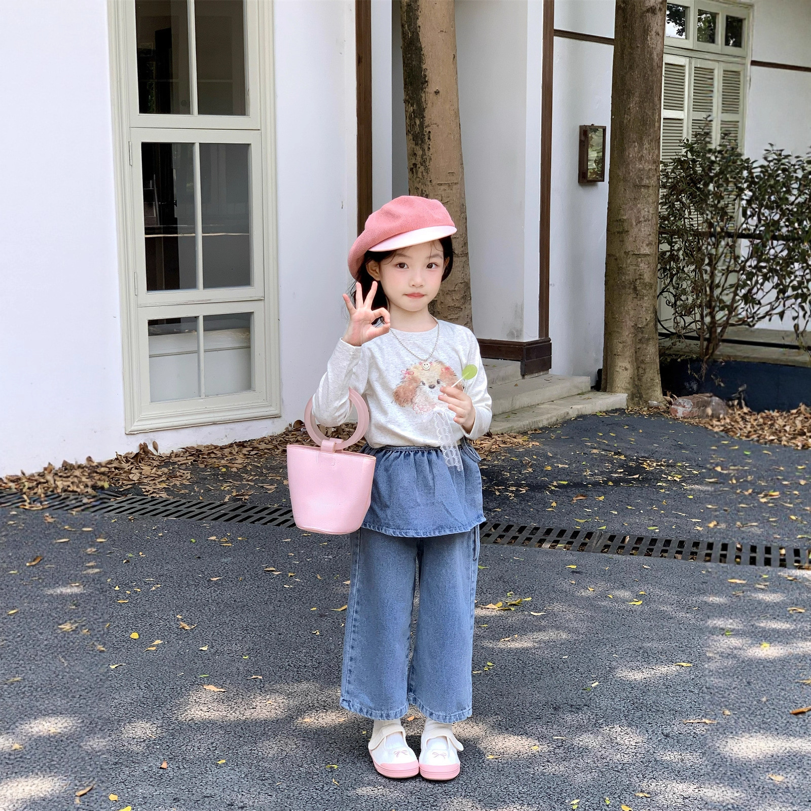 2025秋季新款 女童呆萌小狗蝴蝶结打底衫+屁帘牛仔直筒裤两件套