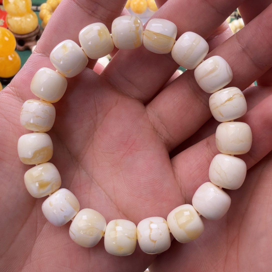 琥珀裸石未镶嵌11.5m精工瓷白老邢